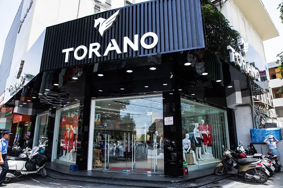 Cửa hàng quần áo nam Torano