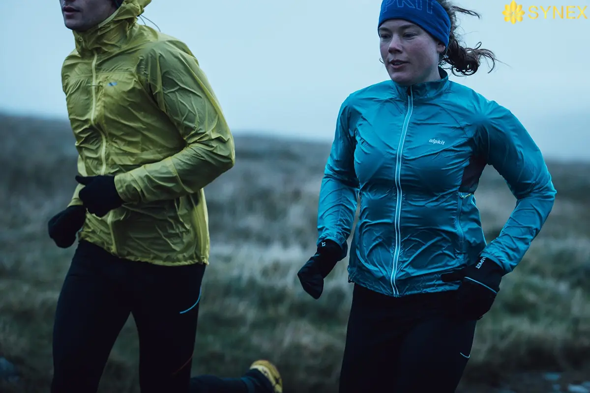 Vải Nylon là gì? Ưu - nhược điểm và ứng dụng của vải Nylon 14 Quan ao leo nui vai nylon